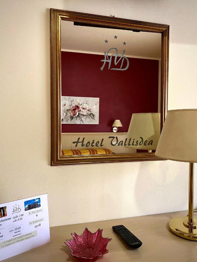 Hotel Vallisdea Sala Consilina Extérieur photo
