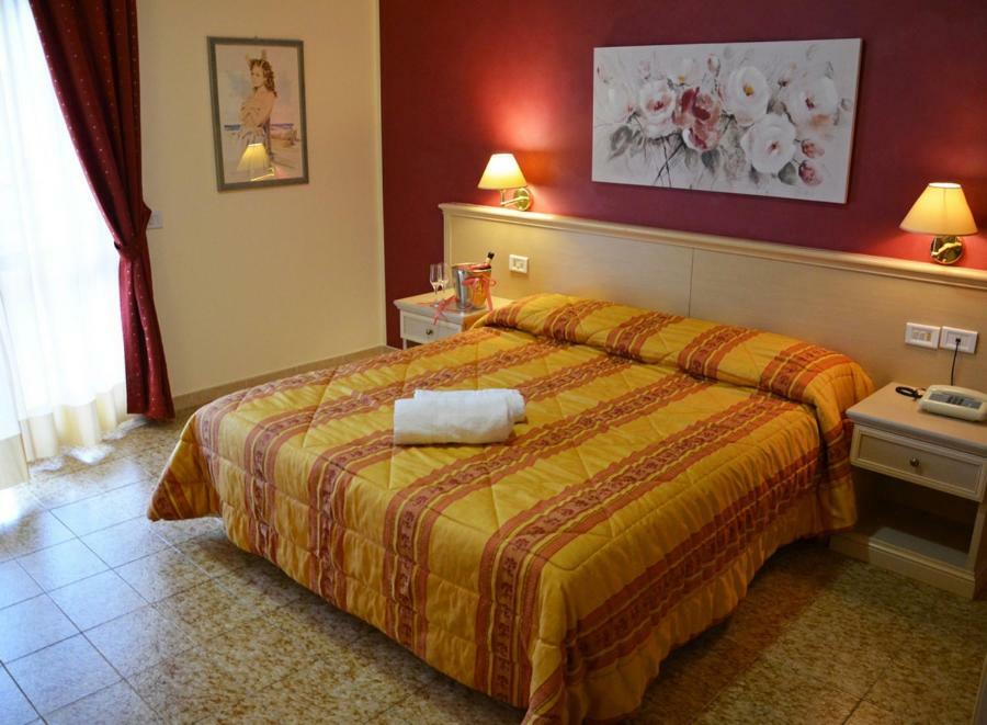 Hotel Vallisdea Sala Consilina Extérieur photo